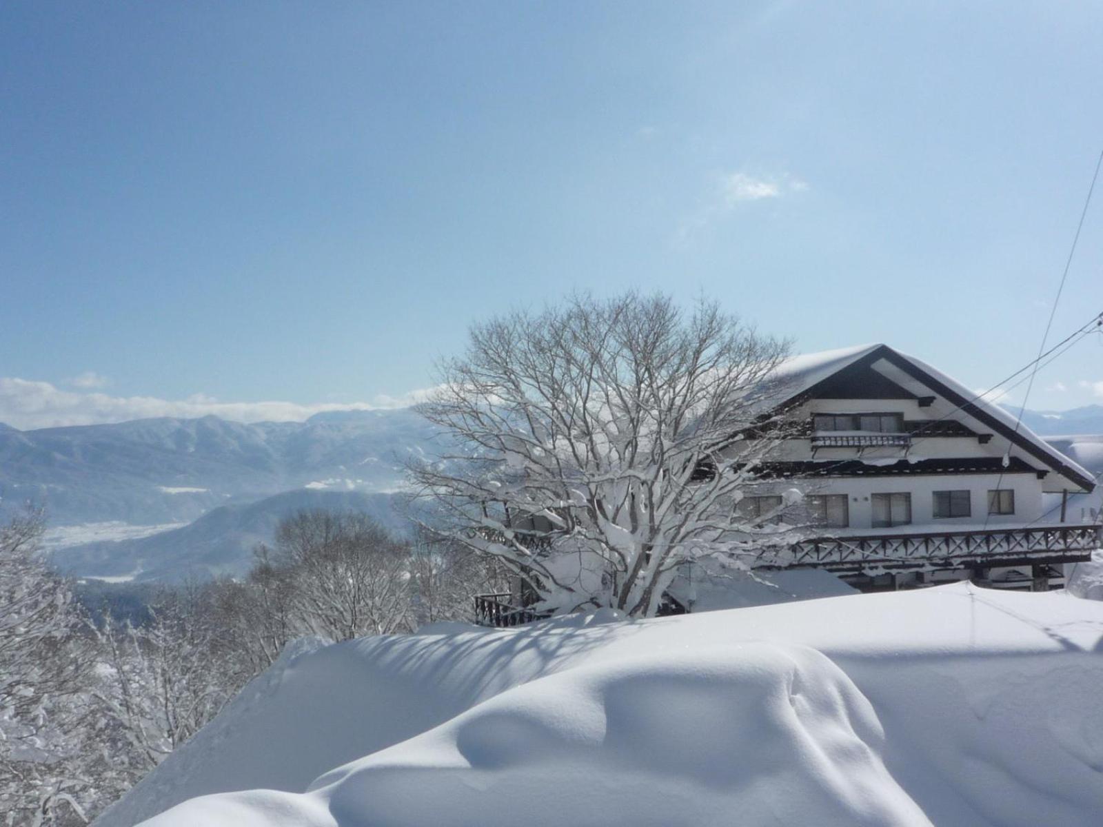 Fujio Pension Madarao Apartment Hotel & Restaurant Iiyama Екстер'єр фото
